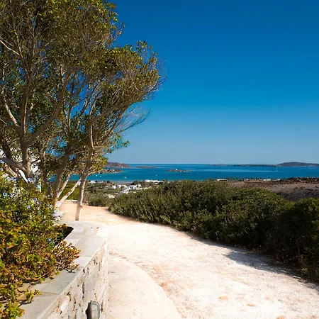 Avraam Naousa Villa Livadia (Paros)